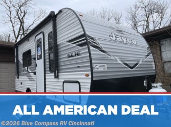 New 2026 Jayco Jay Flight SLX 175FQ available in Cincinnati, Ohio