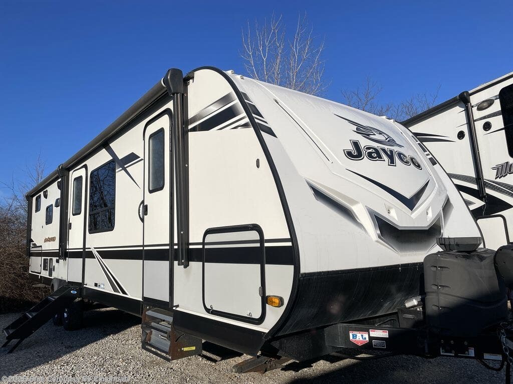 Used 2021 Jayco Jay Feather 30QB available in Cincinnati, Ohio