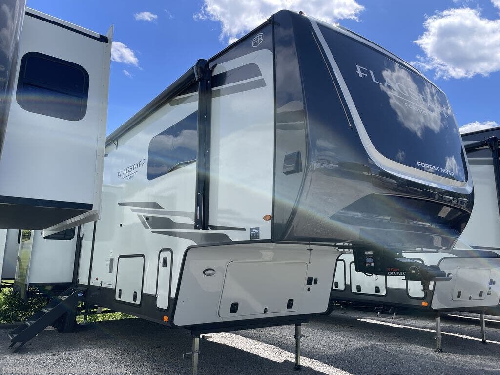 New 2026 Forest River Flagstaff Classic 404CRK available in Cincinnati, Ohio