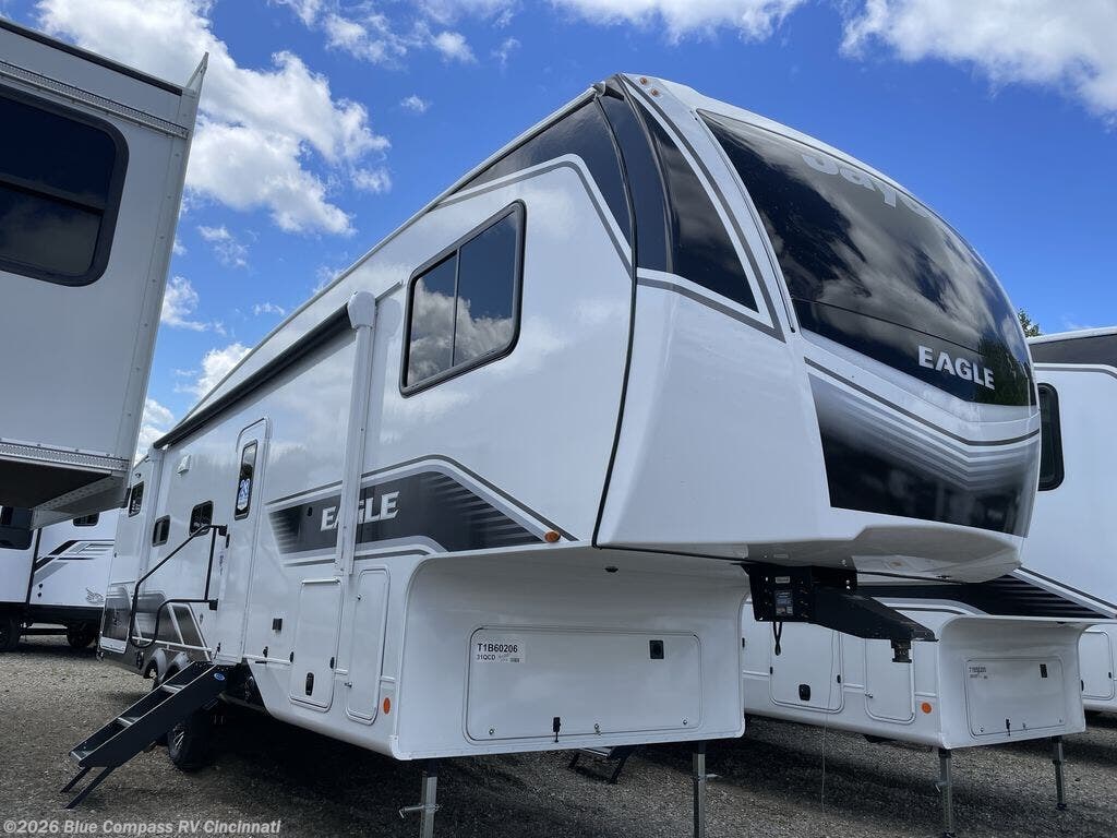 New 2026 Jayco Eagle HT 31QCD available in Cincinnati, Ohio