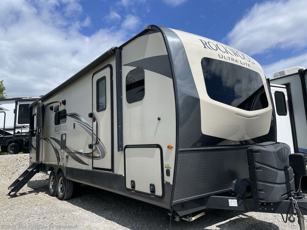 Used 2019 Forest River Rockwood Ultra Lite 2612WS available in Cincinnati, Ohio
