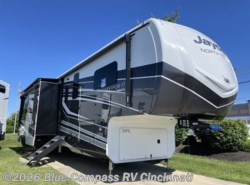 New 2026 Jayco North Point 395DSDB available in Cincinnati, Ohio