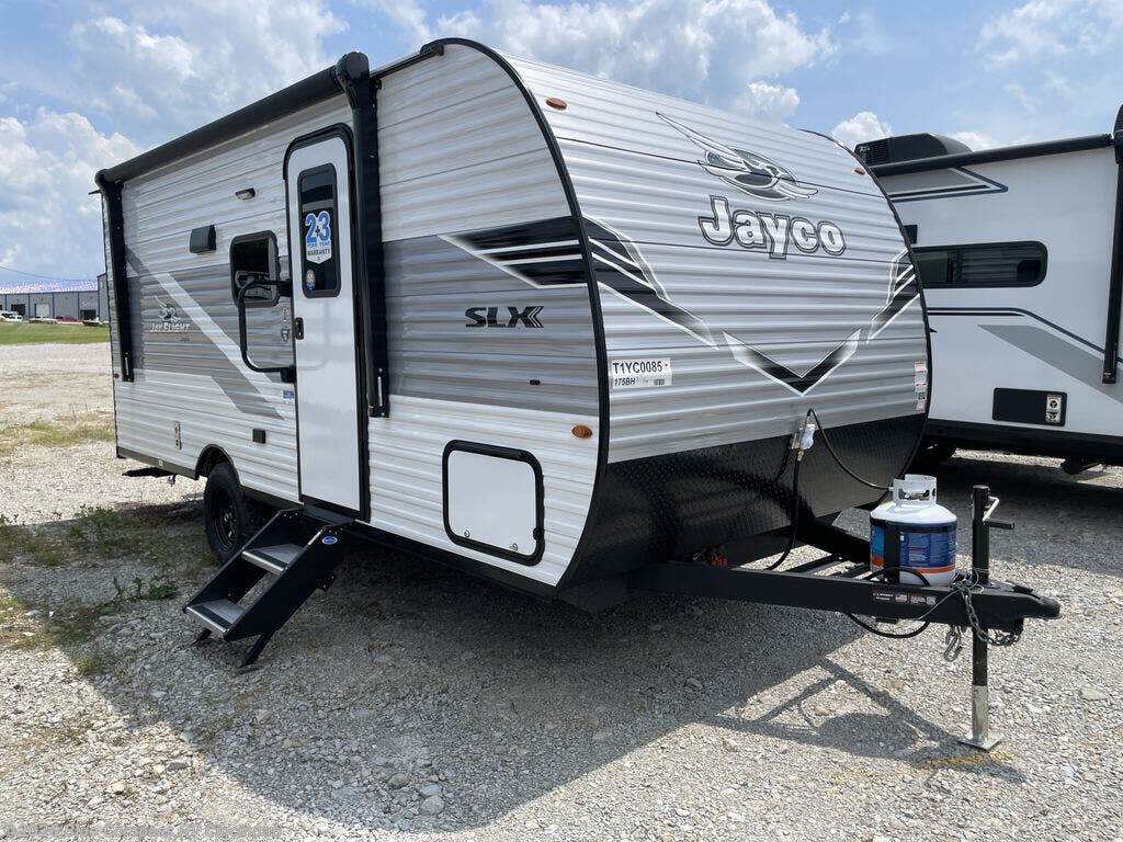 New 2027 Jayco Jay Flight SLX 175BH available in Cincinnati, Ohio