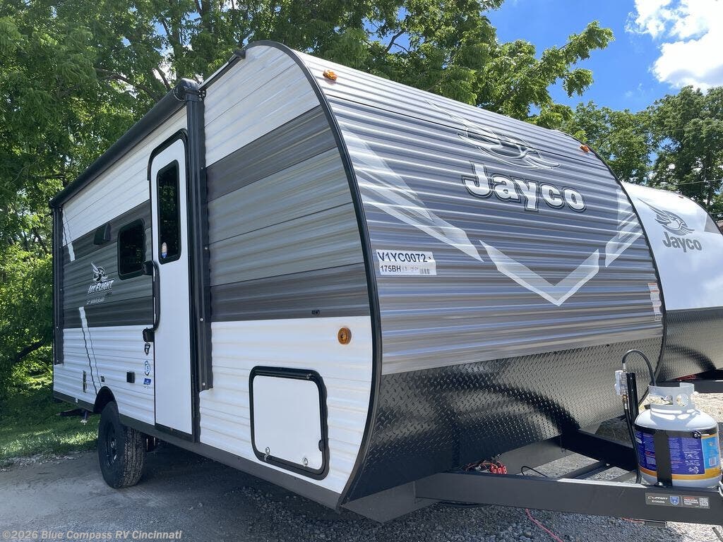 New 2027 Jayco Jay Flight SLX 175BH available in Cincinnati, Ohio