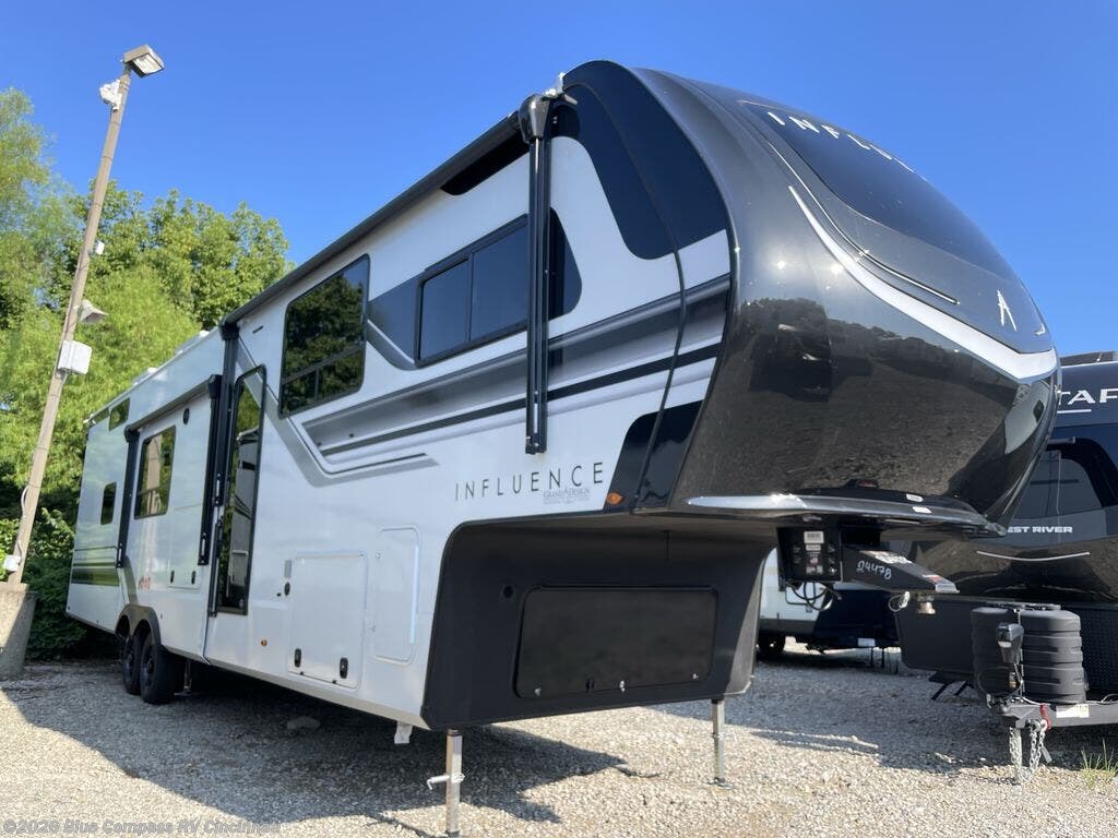 New 2027 Grand Design Influence 3804DS available in Cincinnati, Ohio