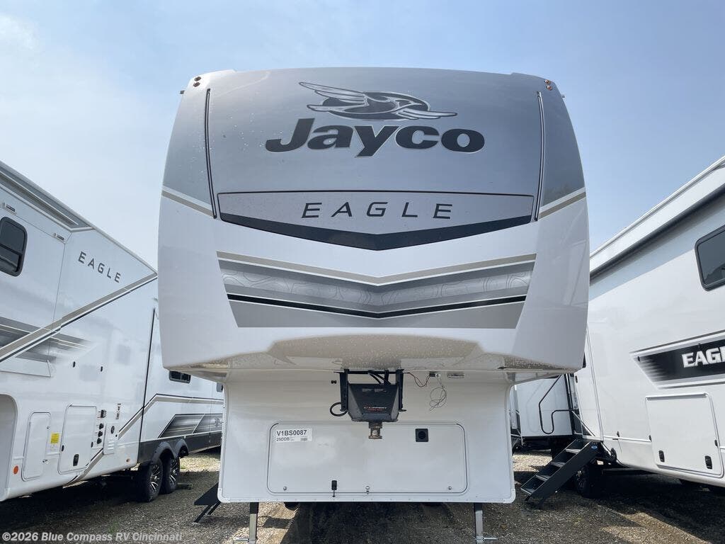 New 2027 Jayco Eagle 29DDB available in Cincinnati, Ohio