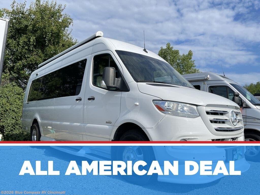 Used 2021 Midwest  Weekender MD2-Lounge available in Cincinnati, Ohio