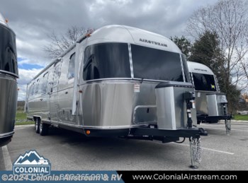 New 2024 Airstream Classic 33FBT Twin available in Millstone Township, New Jersey