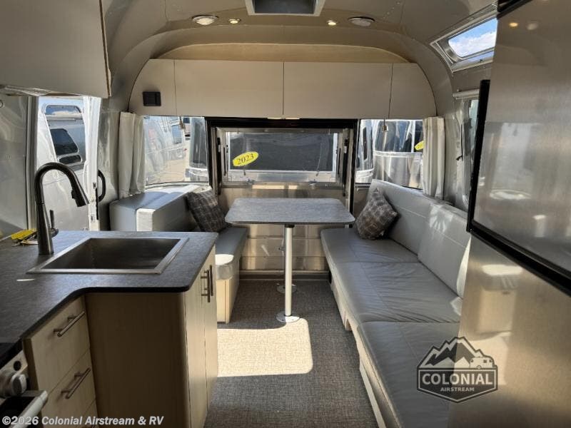 Used 2023 Airstream Flying Cloud 25FBQ Queen Hatch available in Millstone Township, New Jersey