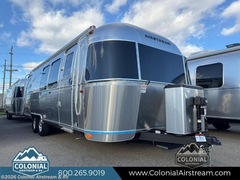 New 2026  Airstream Flying Cloud 28RBT Twin by Airstream from Colonial Airstream & RV in Millstone Township, NJ