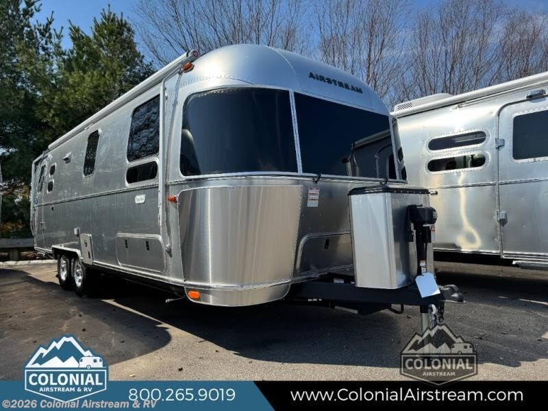 New 2026 Airstream Flying Cloud 27FBT Twin available in Millstone Township, New Jersey