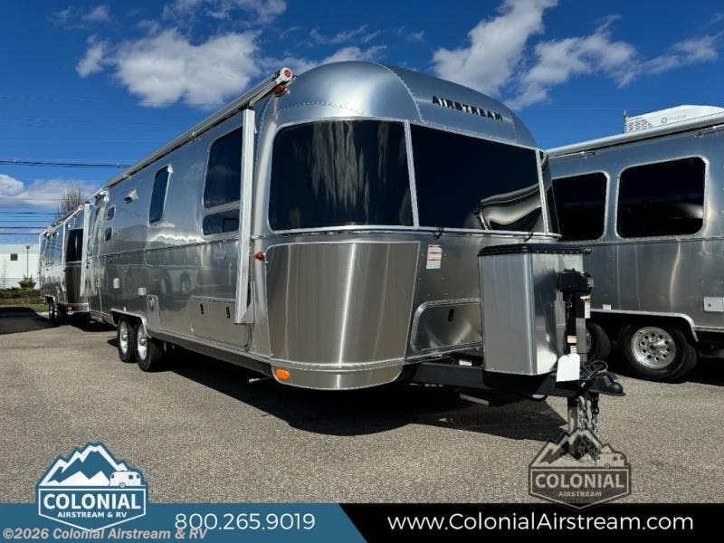 New 2026 Airstream Globetrotter 27FBT Twin available in Millstone Township, New Jersey
