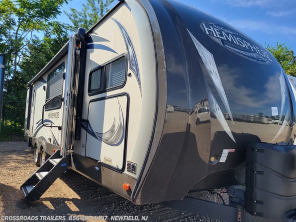 2015 Forest River Salem Hemisphere Lite 302FK available in Newfield, NJ