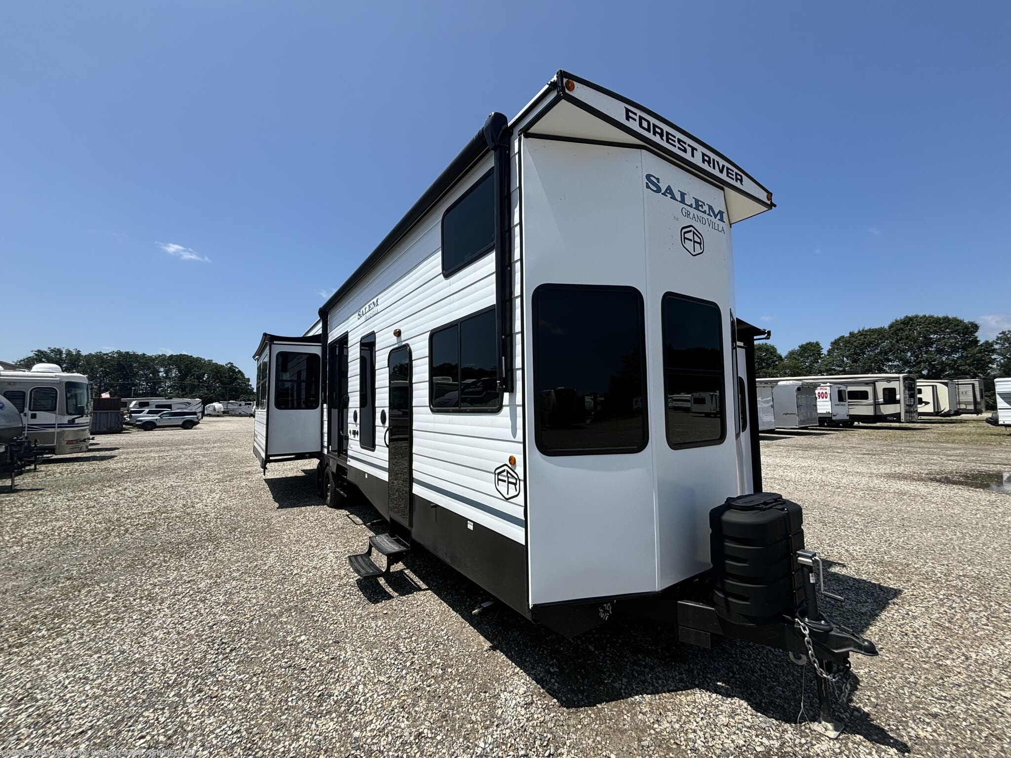 New 2026 Forest River Salem Grand Villa 42DL available in Newfield, New Jersey