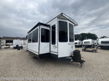 New 2027 Forest River Salem Grand Villa 42FLDL available in Newfield, New Jersey