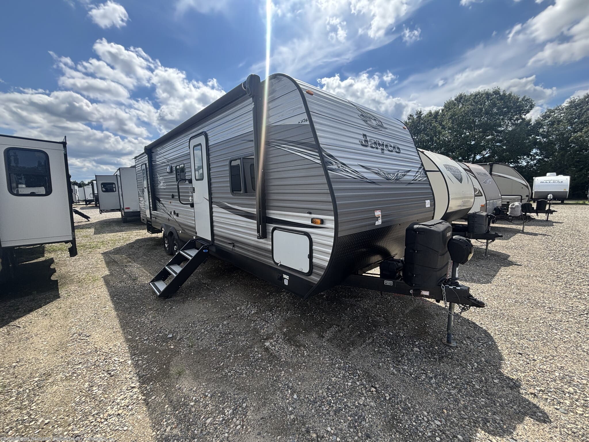Used 2021 Jayco Jay Flight 28BHBE available in Newfield, New Jersey
