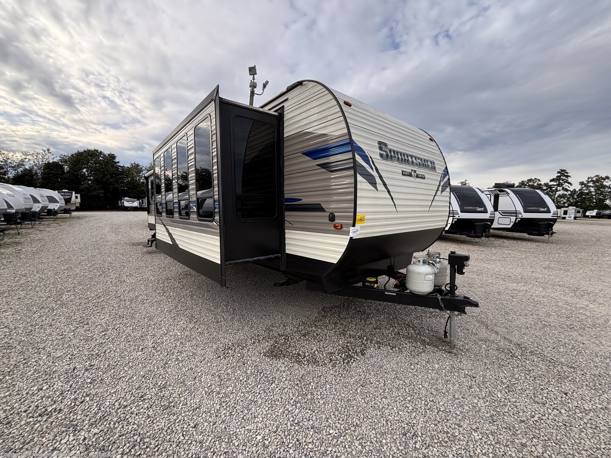 Used 2020 K-Z Sportsmen 364BH available in Newfield, New Jersey