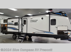 New 2025 Coachmen Freedom Express Ultra Lite 320BHDS available in Prescott, Arizona