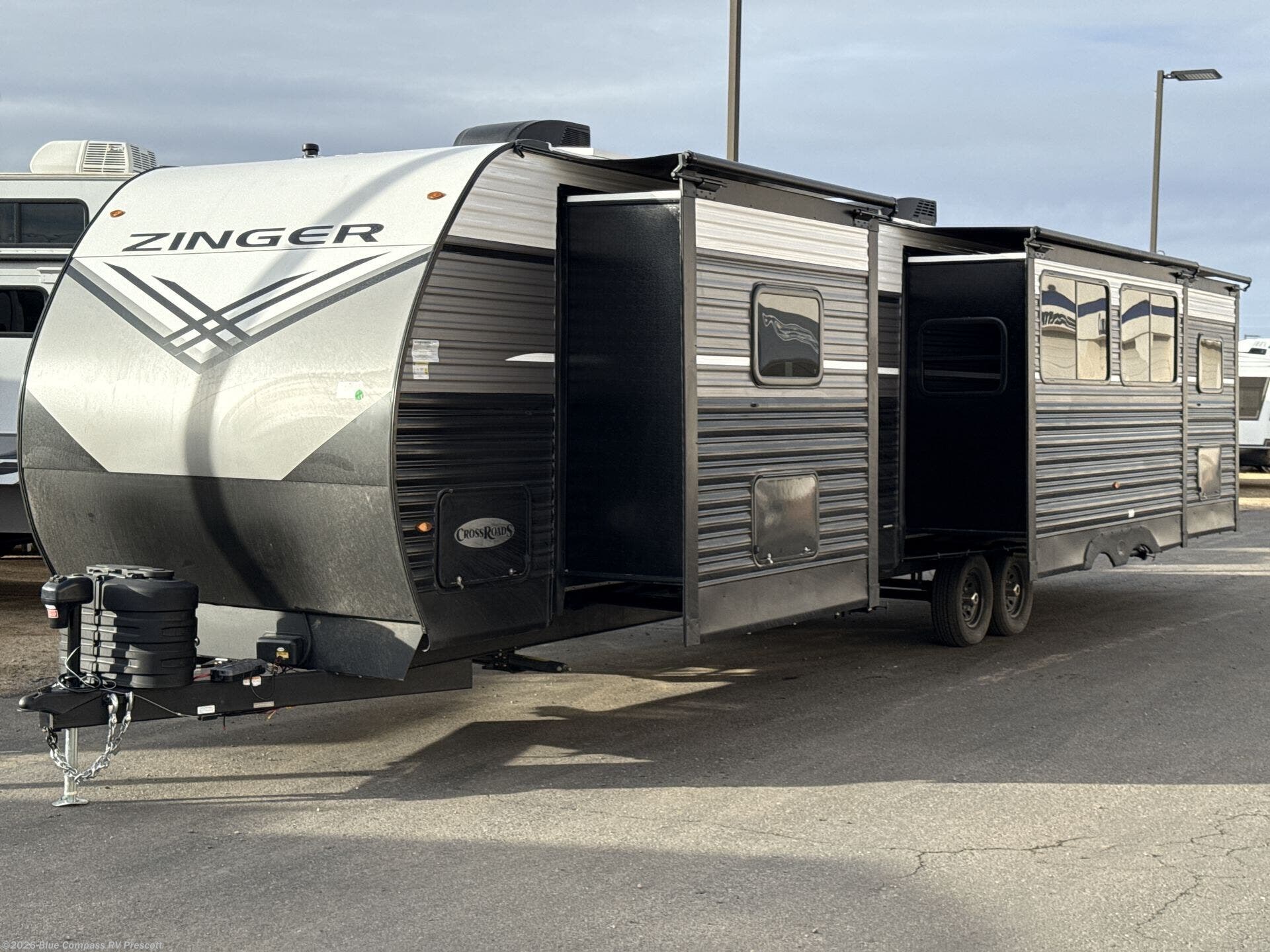 New 2026 CrossRoads Zinger 390DB available in Prescott, Arizona