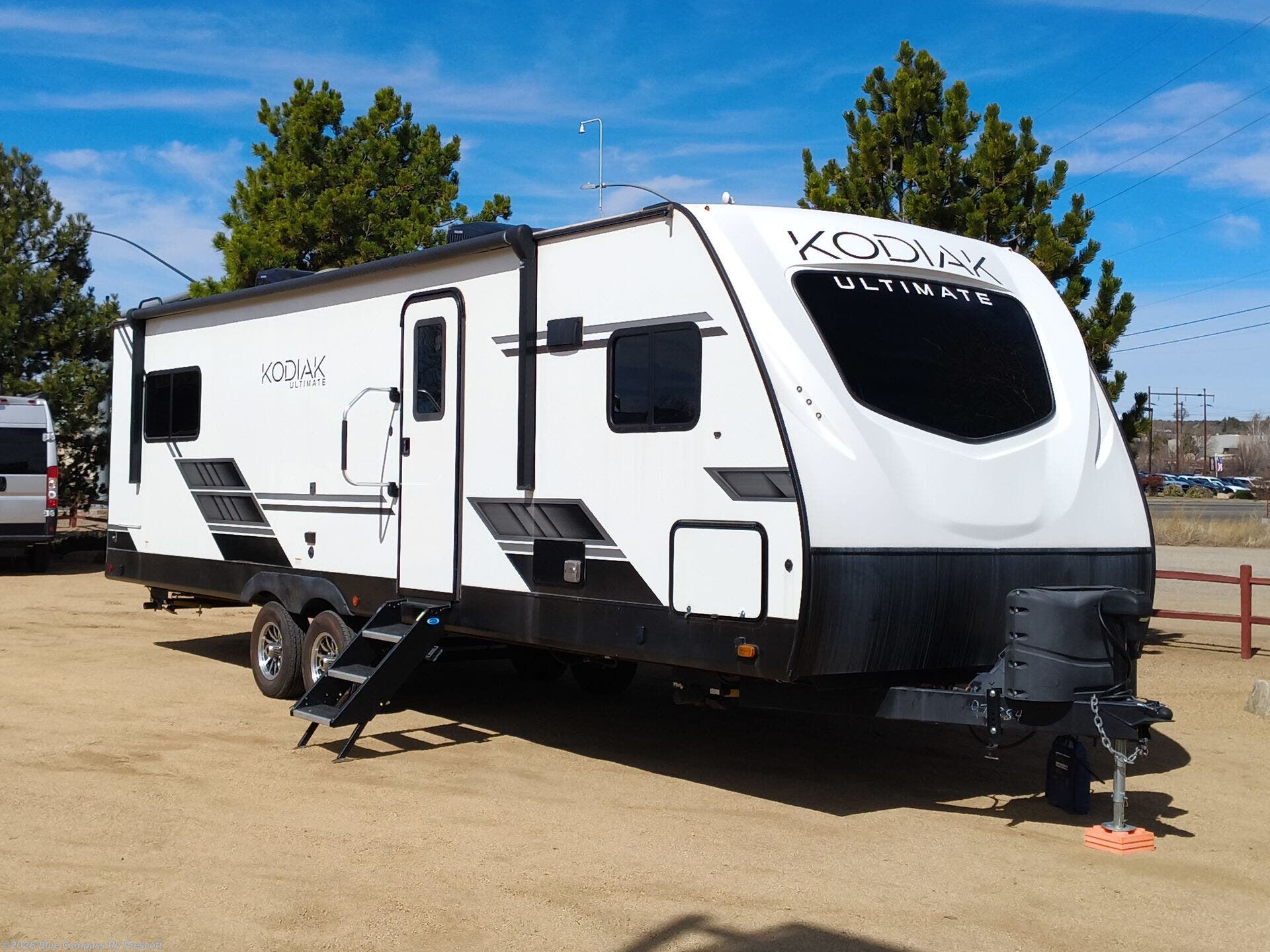 Used 2022 Dutchmen Kodiak Ultimate 2921FKDS available in Prescott, Arizona