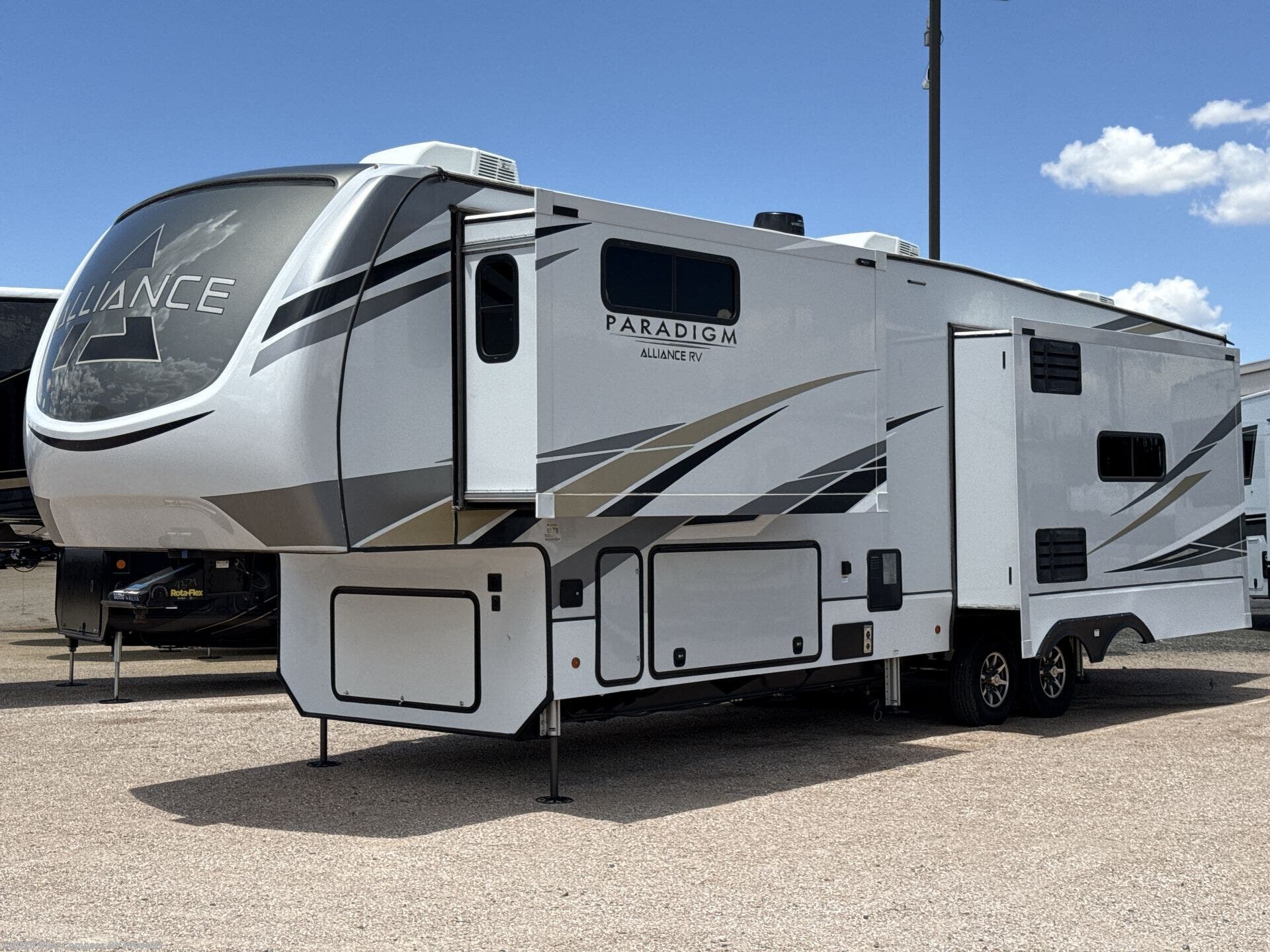 Used 2022 Alliance RV Paradigm 340RL available in Prescott, Arizona